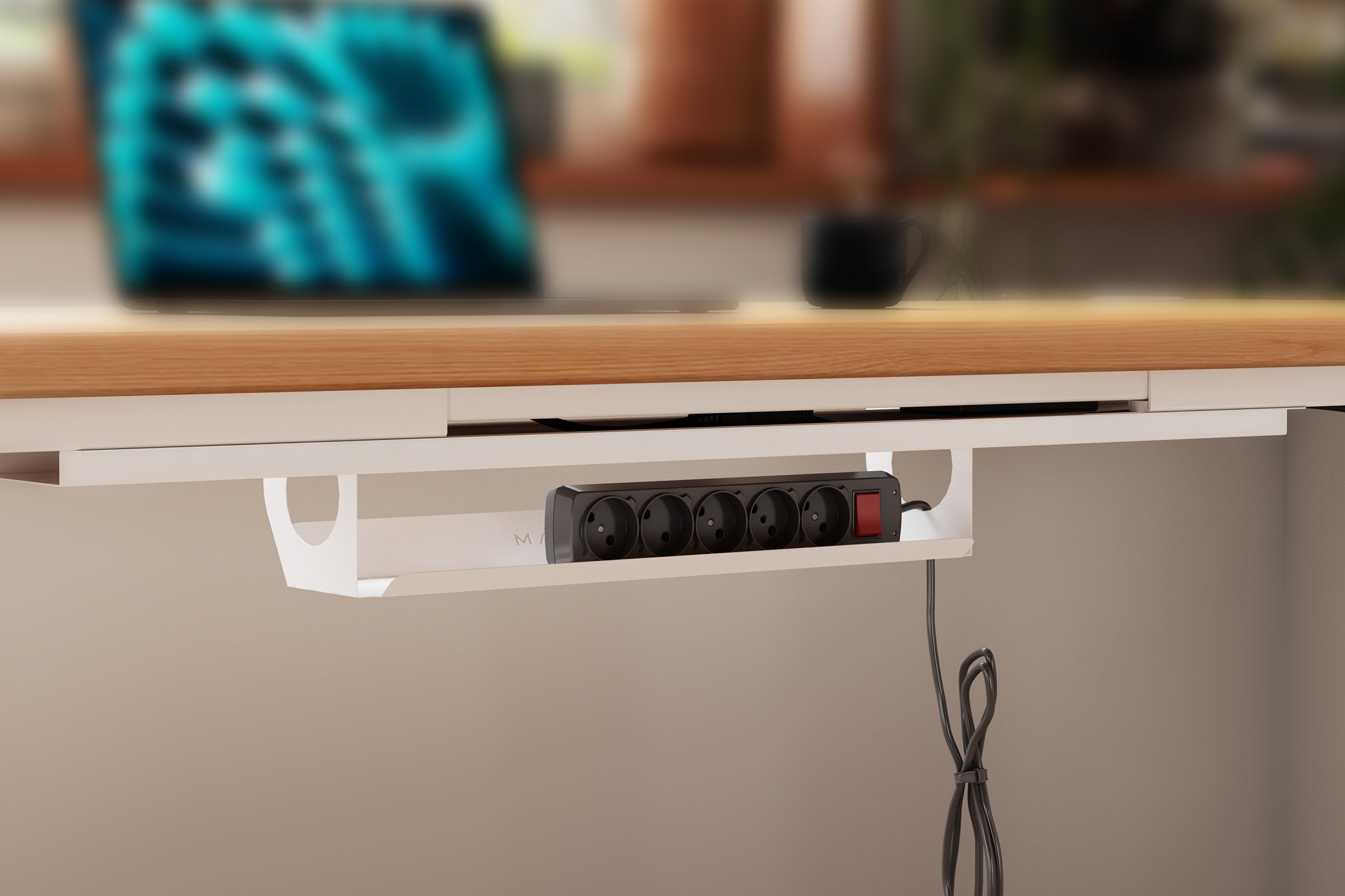 <p><strong>Metal Cable Tray</strong></p>